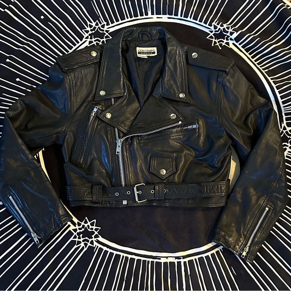 True vintage Contempo casuals black leather cropped biker jacket